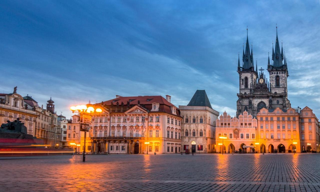Old Town Square Holiday Homes Прага Екстериор снимка